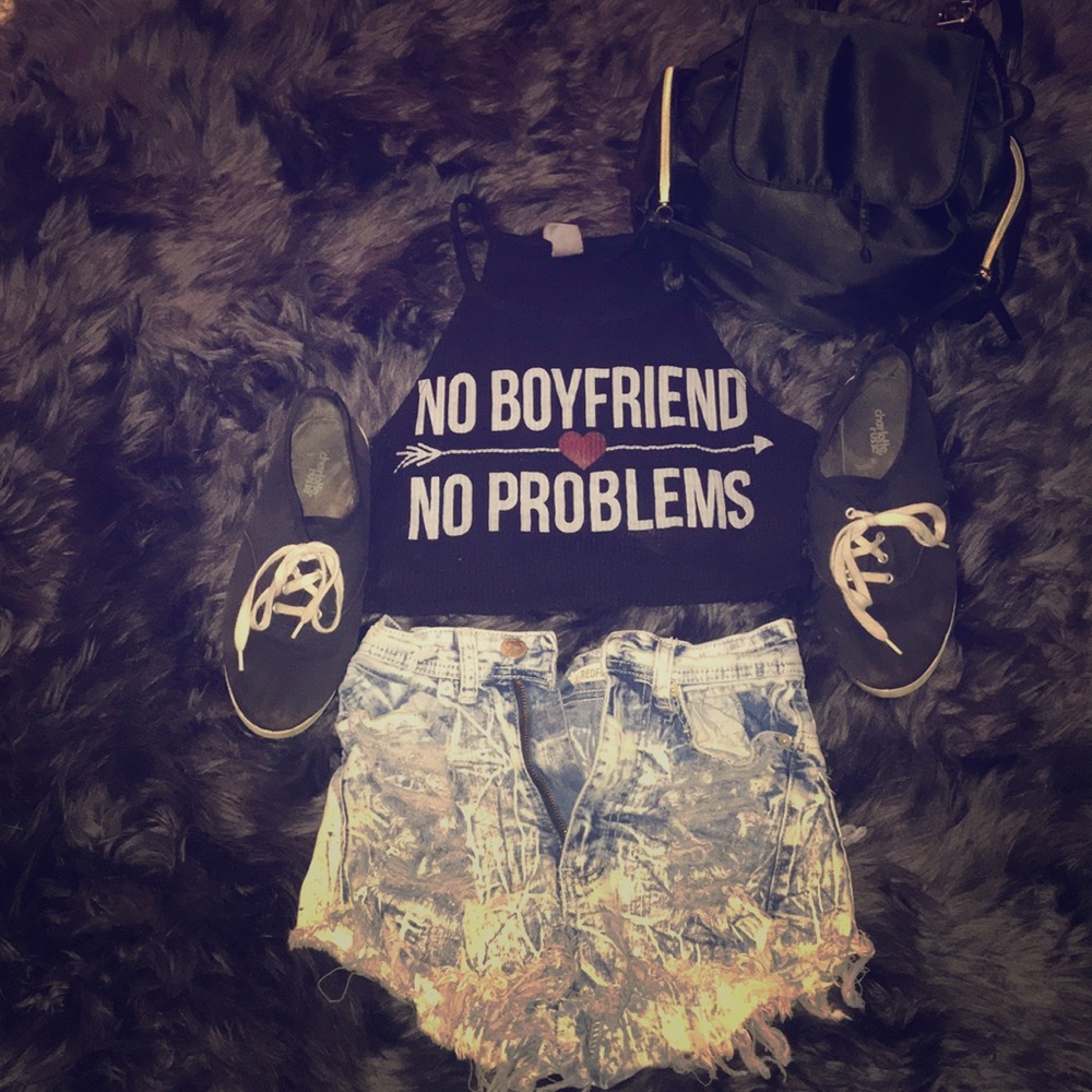 Distressed blue washed jean shorts